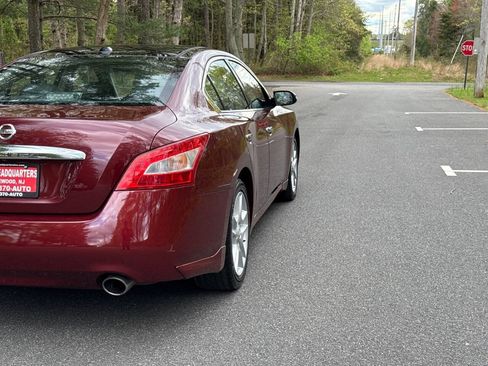Used 2011 Nissan Maxima 3.5 SV w/ Premium Pkg FWD image 6