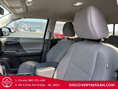 Used 2022 Toyota Tacoma SR image 13