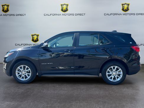 Used 2020 Chevrolet Equinox LS image 2