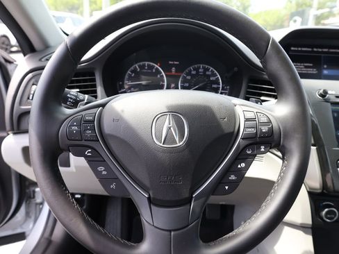 Used 2019 Acura ILX FWD image 34