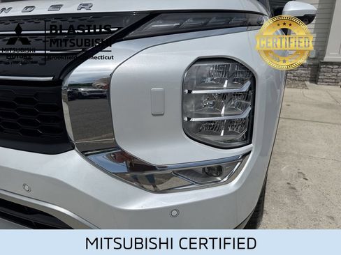 Used 2023 Mitsubishi Outlander 4WD Plug-In Hybrid image 45
