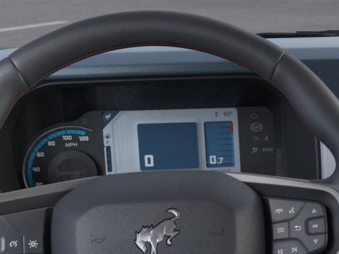 New 2025 Ford Bronco Heritage Edition AWD/4WD image 13