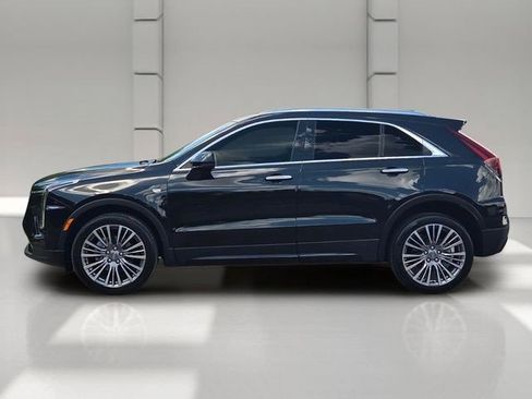 Certified 2024 Cadillac XT4 Premium Luxury FWD image 2