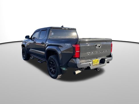 Used 2024 Toyota Tacoma TRD Sport image 6