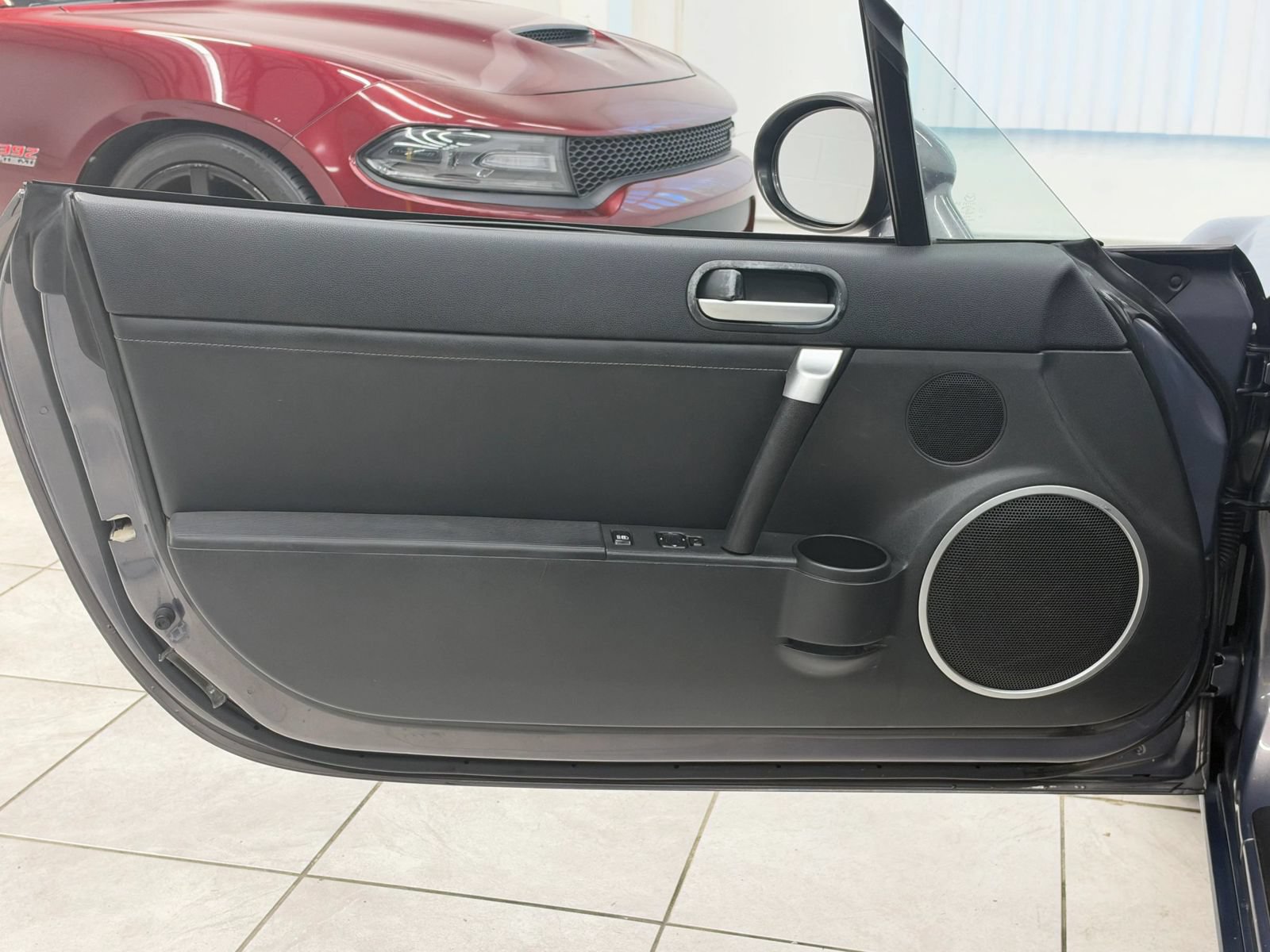 Used 2007 MAZDA MX-5 Miata Grand Touring w/ Premium Pkg RWD image 15