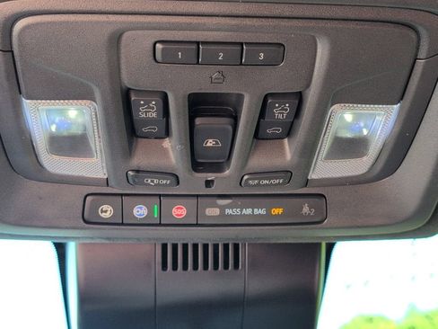 Used 2023 GMC Sierra 1500 Denali Ultimate AWD/4WD image 19