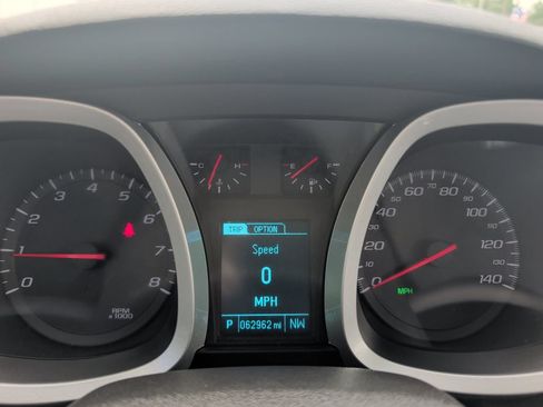 Used 2016 Chevrolet Equinox LS AWD/4WD image 10