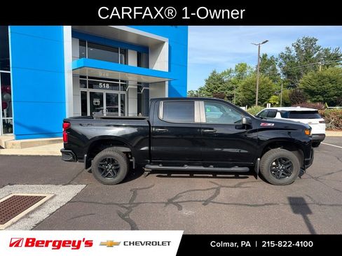Used 2019 Chevrolet Silverado 1500 Custom Trail Boss w/ Custom Convenience Package AWD/4WD image 3