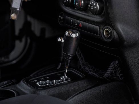 Used 2017 Jeep Wrangler Unlimited Sport w/ Quick Order Package 24S image 17