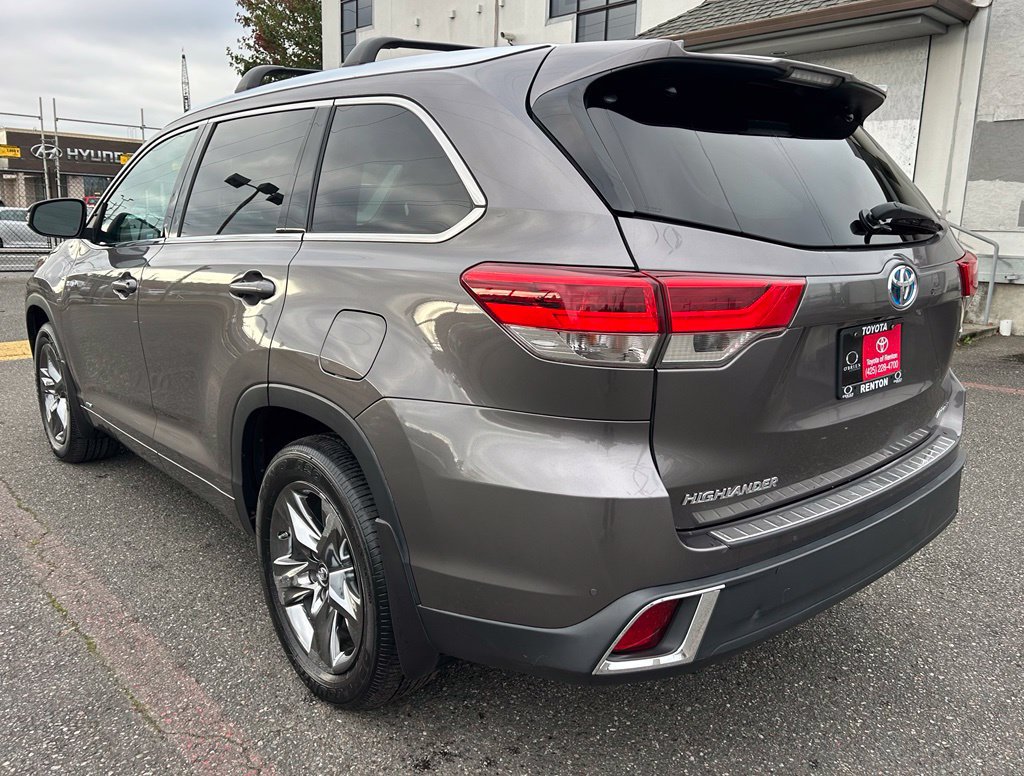 Used 2017 Toyota Highlander Limited Platinum AWD/4WD image 7