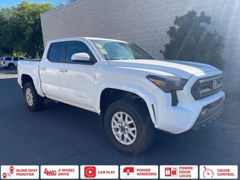 Used 2024 Toyota Tacoma SR5 AWD/4WD image 1
