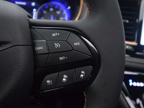 New 2027 Chrysler Pacifica Pinnacle FWD image 28