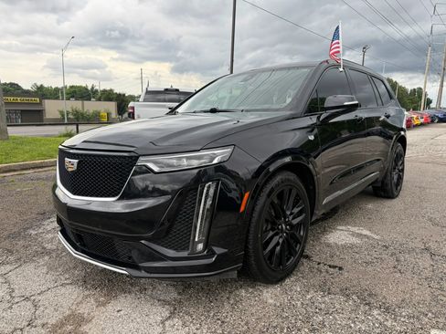 Used 2020 Cadillac XT6 Sport w/ Platinum Package AWD/4WD image 9