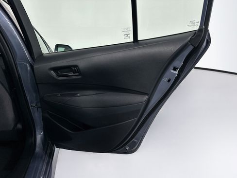 Used 2025 Toyota Corolla LE FWD image 28