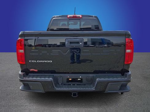 Used 2021 Chevrolet Colorado Z71 w/ Safety Package AWD/4WD image 5