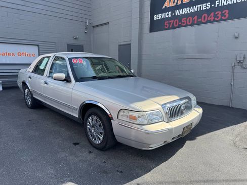 Used 2008 Mercury Grand Marquis GS RWD image 1