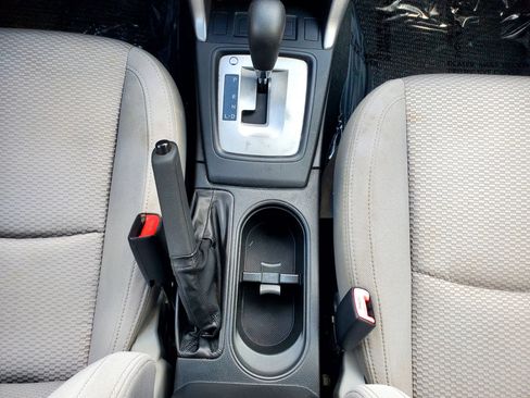 Used 2014 Subaru Forester 2.5i AWD/4WD image 20