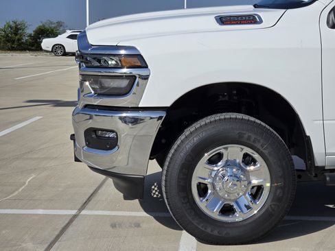 New 2026 RAM 2500 Tradesman AWD/4WD image 6