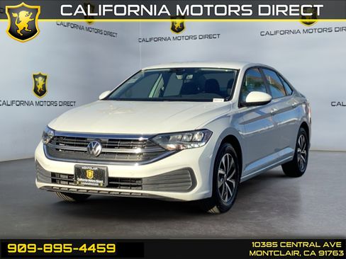 Used 2023 Volkswagen Jetta S image 1