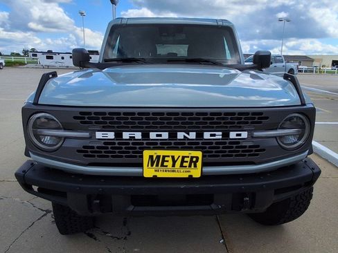 Used 2024 Ford Bronco Badlands AWD/4WD image 3