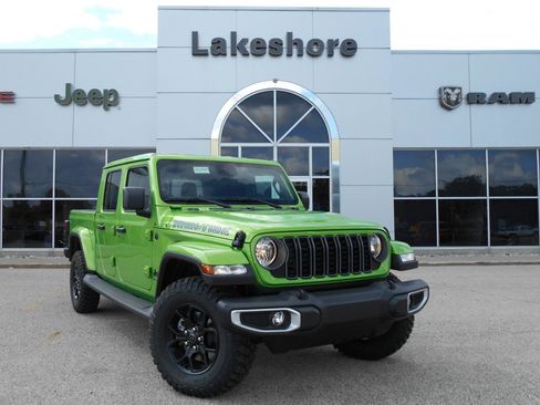 New 2025 Jeep Gladiator Sport image 2