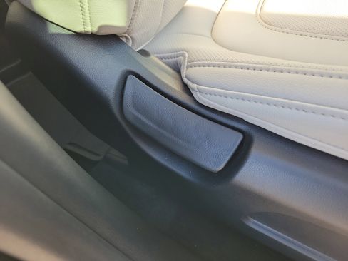 Used 2025 Hyundai Tucson SEL image 9