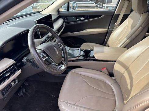 Used 2021 Lincoln Nautilus Reserve image 14