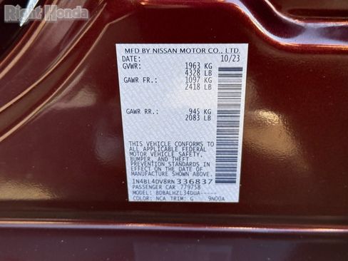 Used 2024 Nissan Altima 2.5 SV image 34