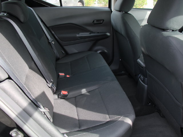 Certified 2025 Nissan Kicks Play S FWD image 29