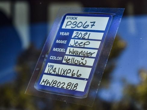 Used 2021 Jeep Wrangler Unlimited Sahara image 27