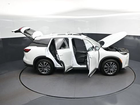 Certified 2026 INFINITI QX60 Luxe w/ Cargo Package FWD image 51