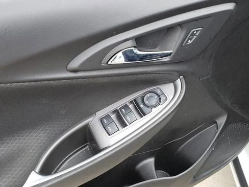 Used 2023 Chevrolet Malibu LT image 12