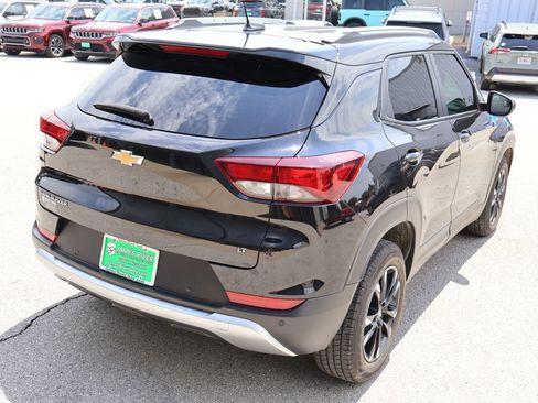 Used 2023 Chevrolet TrailBlazer LT w/ Convenience Package FWD image 5