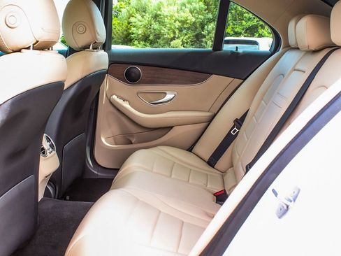 Used 2019 Mercedes-Benz C 300 4MATIC Sedan image 35