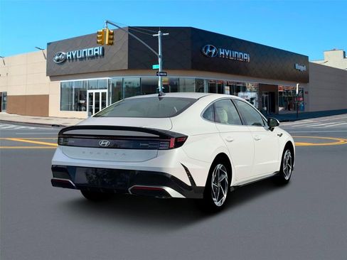 New 2026 Hyundai Sonata SEL image 8