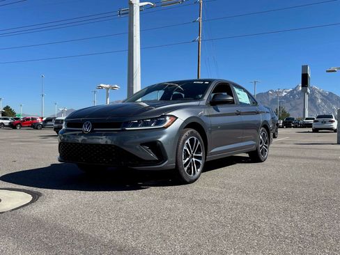 New 2026 Volkswagen Jetta Sport FWD image 5