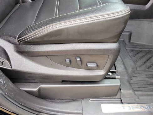 Used 2018 GMC Sierra 1500 Denali w/ Denali Ultimate Package image 32