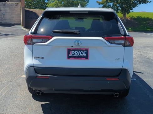 Used 2024 Toyota RAV4 LE FWD image 6
