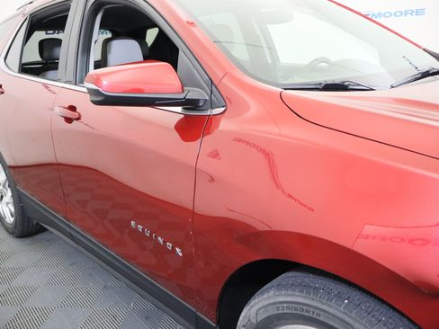 Used 2019 Chevrolet Equinox LT image 4