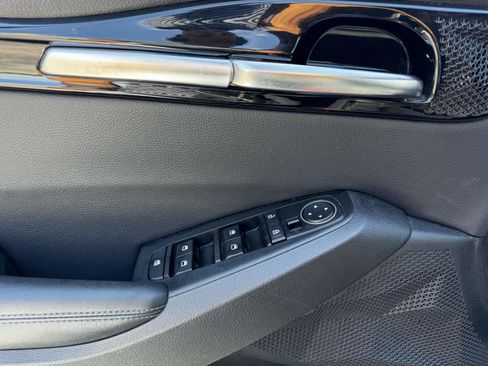 Used 2021 Kia Seltos S image 12