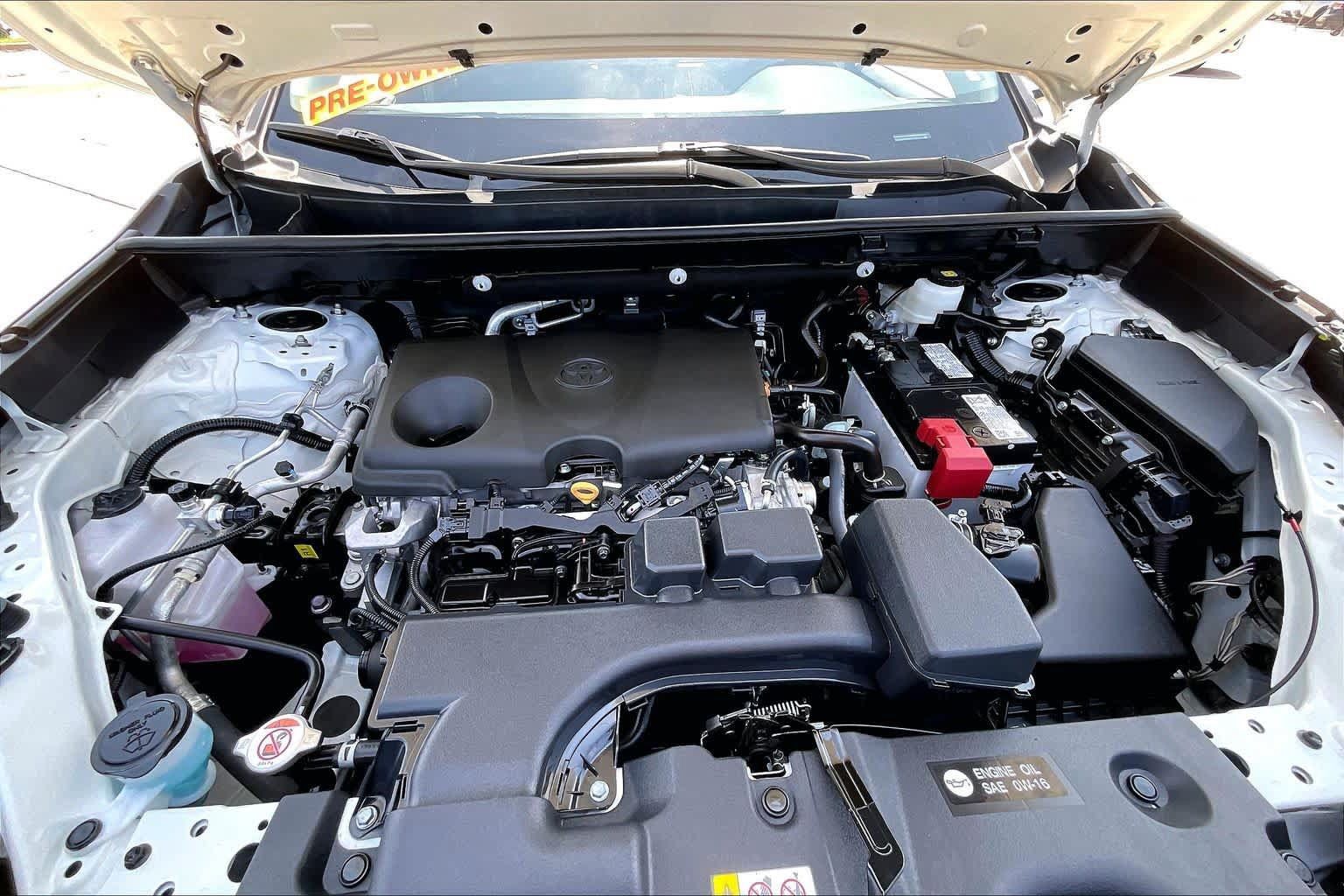 Used 2025 Toyota RAV4 XLE FWD image 27