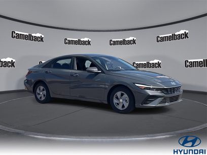 New 2025 Hyundai Elantra SE w/ Cargo Package