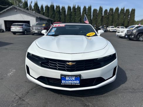 Used 2020 Chevrolet Camaro LT image 2