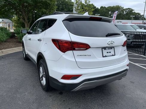 Used 2018 Hyundai Santa Fe Sport w/ 2.4L Value Package 02 FWD image 6