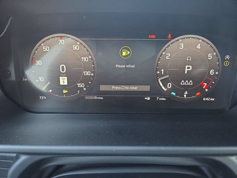 New 2026 Land Rover Defender 90 X-Dynamic SE AWD/4WD image 14