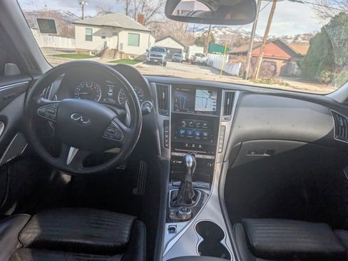 Used 2017 INFINITI Q50 Sport image 7