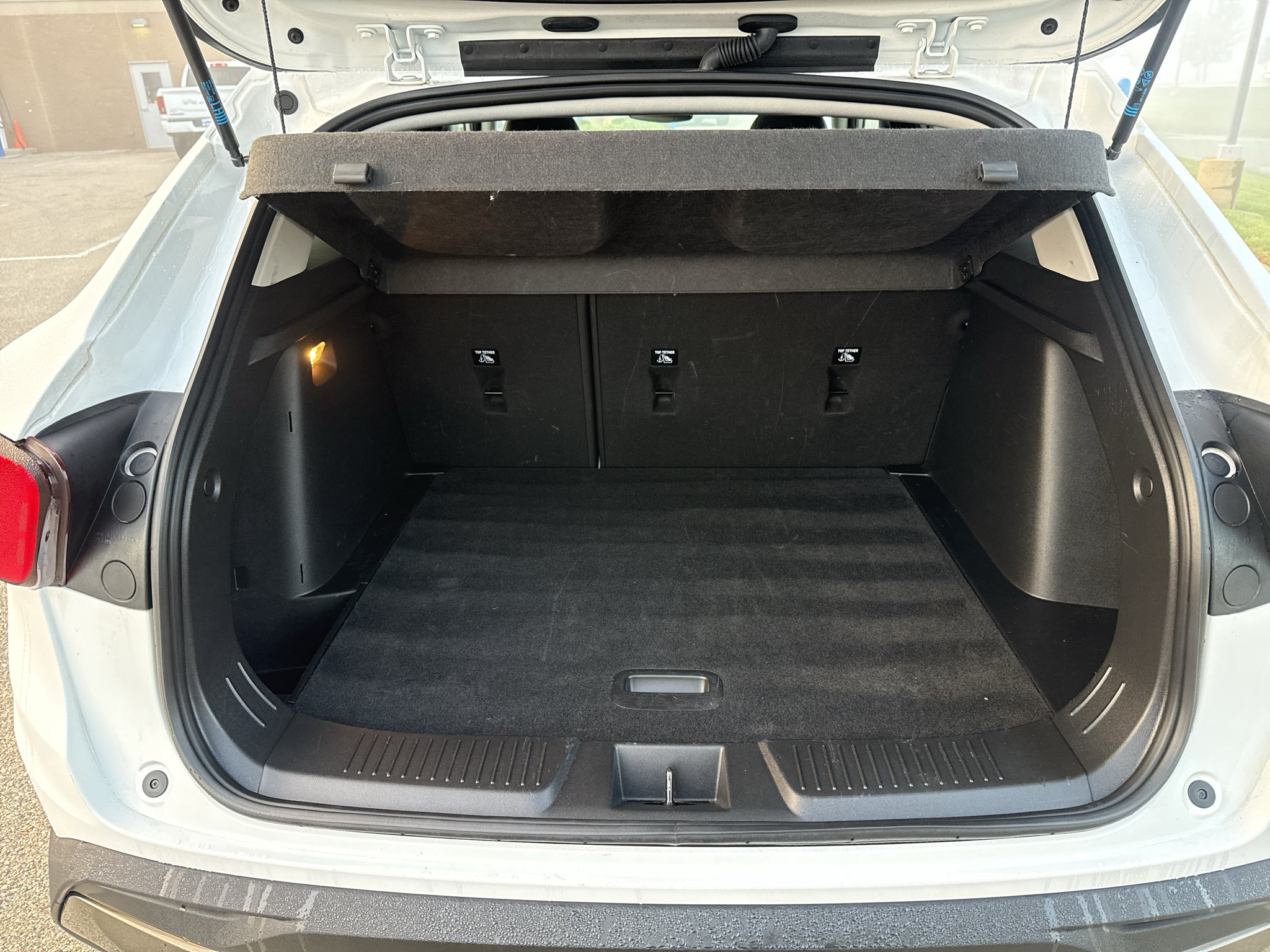 Used 2024 Chevrolet Trax ACTIV w/ Sunroof Package FWD image 33