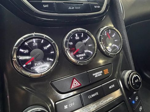 Used 2015 Hyundai Genesis 3.8 RWD image 20