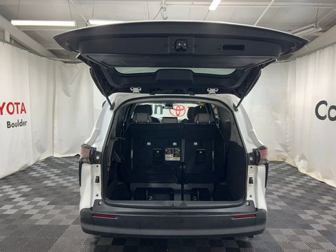 Used 2024 Toyota Sienna LE image 22