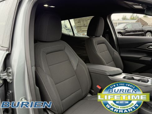 New 2026 Chevrolet Equinox EV LT image 21